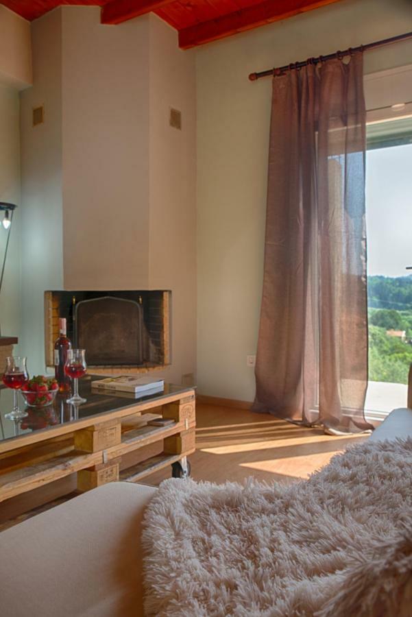 Modern Eco Friendly Villa Close To Town Pélekasz Kültér fotó